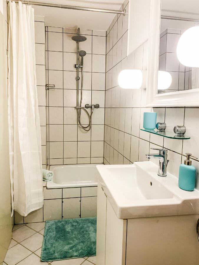 Schoene Wohnung Fuer 4 Gaeste An Der Eilenriede Mit Kostenlosen Parkplaetzen Hannover Dış mekan fotoğraf