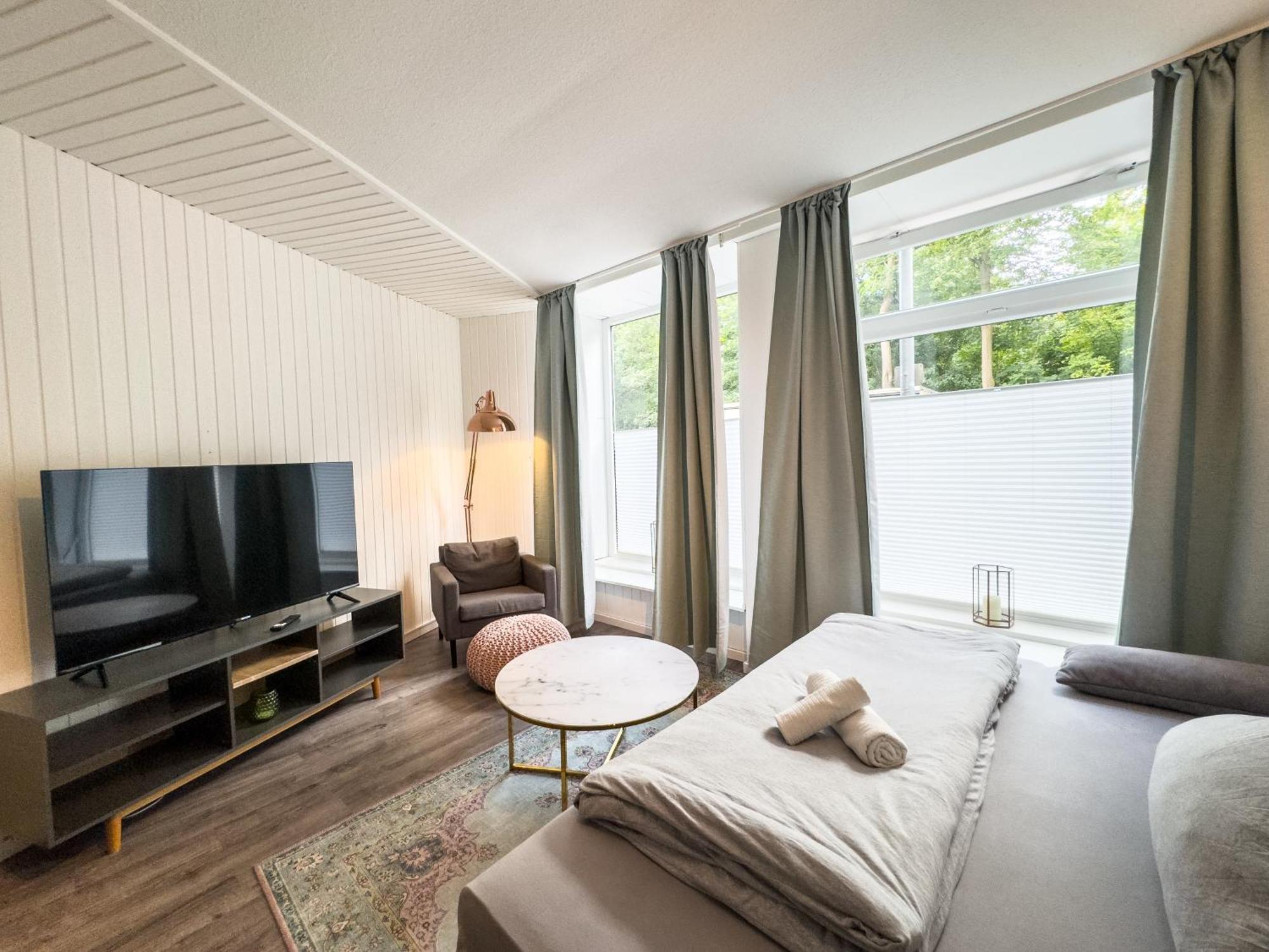 Schoene Wohnung Fuer 4 Gaeste An Der Eilenriede Mit Kostenlosen Parkplaetzen Hannover Dış mekan fotoğraf