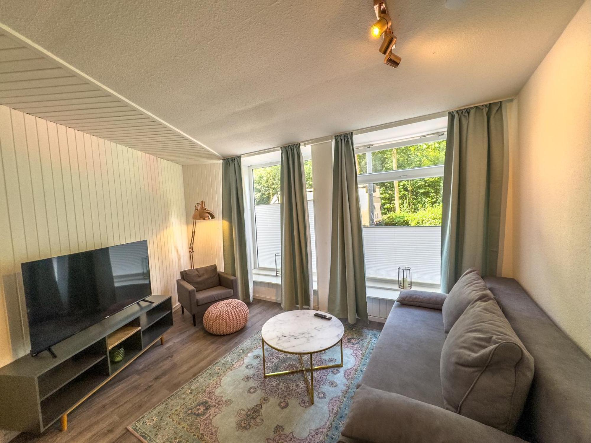 Schoene Wohnung Fuer 4 Gaeste An Der Eilenriede Mit Kostenlosen Parkplaetzen Hannover Dış mekan fotoğraf